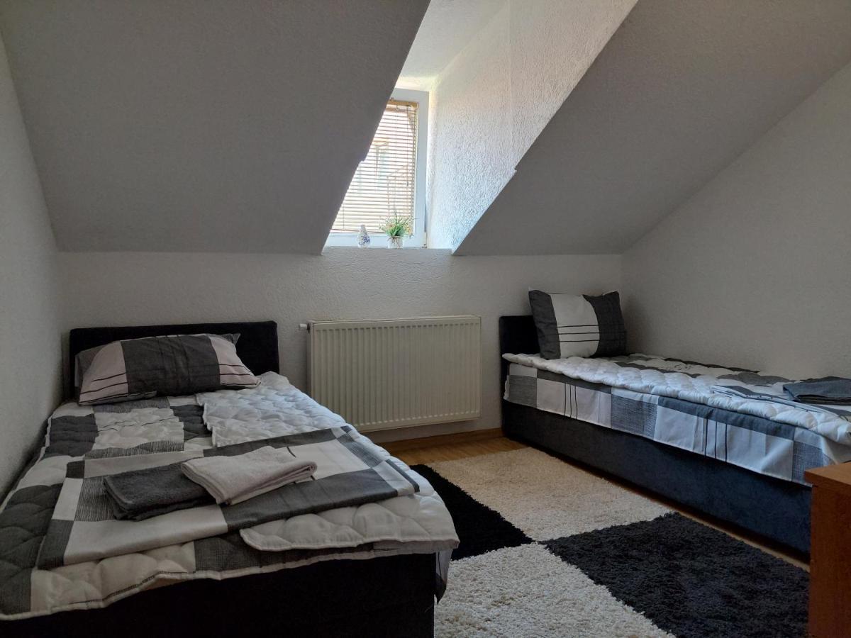 טוזלה Apartment Em 2 מראה חיצוני תמונה